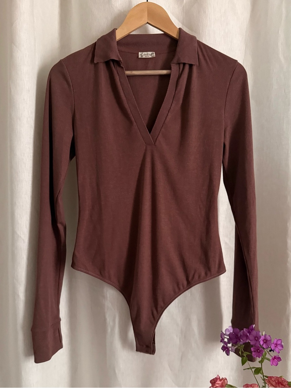NWOT Free People Ribbed Bodysuit L Raisin Brown Collared Thumbhole V Neck Polo